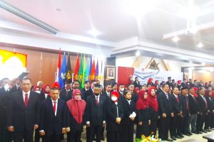 Pelantikan Profesi Mediator/Arbiter/Praktisi Dewan Sengketa Wilayah Kalbar