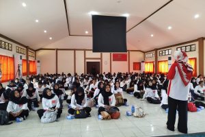 Pembukaan PKKMB 2025 Fakultas Hukum Universitas Tanjungpura Langkah Awal Menuju Mahasiswa Hukum yang Cerdas dan Berintegritas